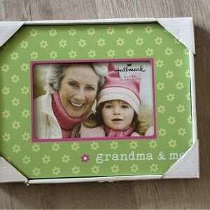 Hallmark Lime Green Floral Photo Frame Grandma and Grandaughter